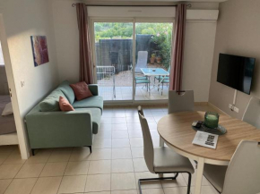 Appartement entre lac et mer avec piscine